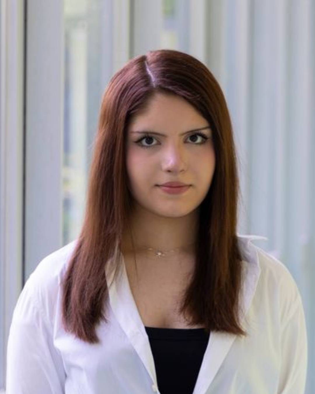 Lina Oeztuerk